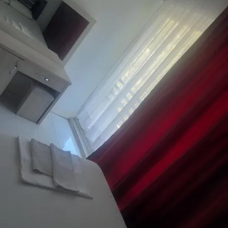 منزل للإقامة Modestus Apart باتارا